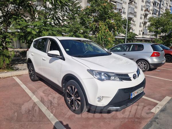 Toyota - RAV 4 - 2.0 D