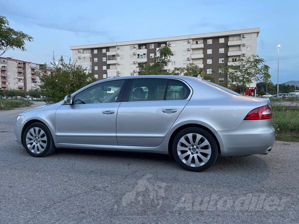 Škoda - Superb - 2.0 tdi