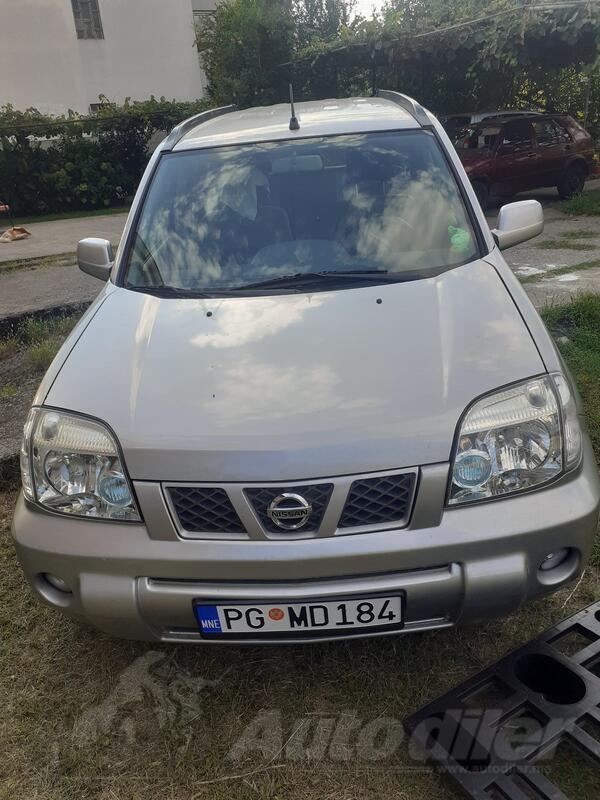 Nissan - X-Trail - 2.0