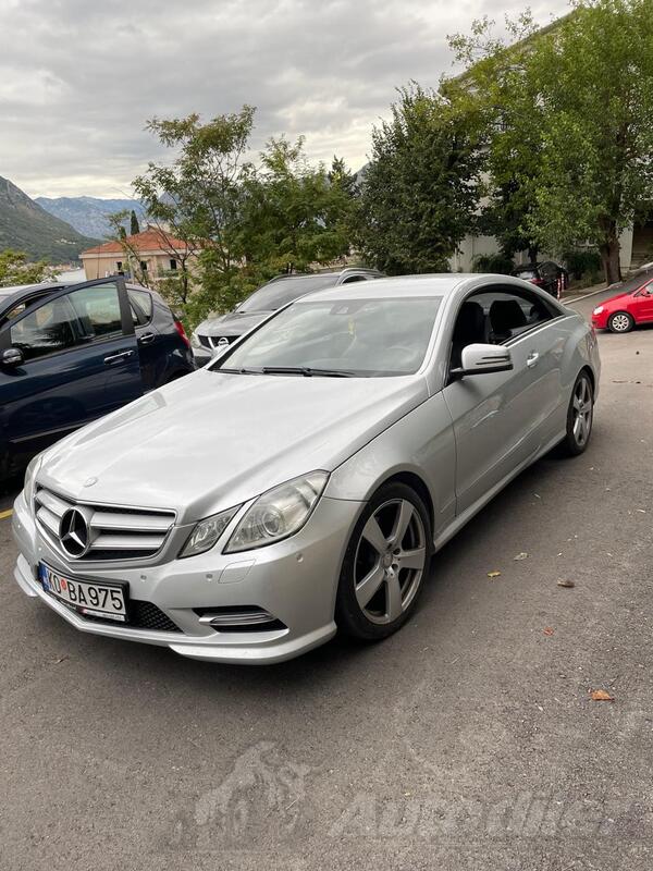 Mercedes Benz - E 220 - E220 coupe