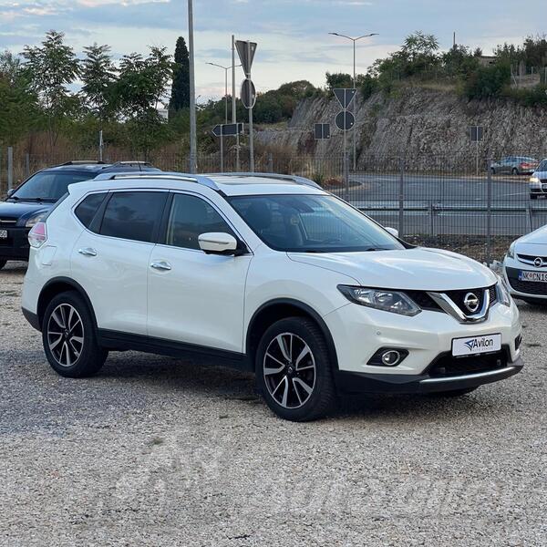 Nissan - X-Trail