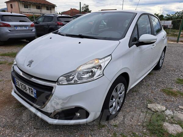 Peugeot - 208 - 1.6 HDI