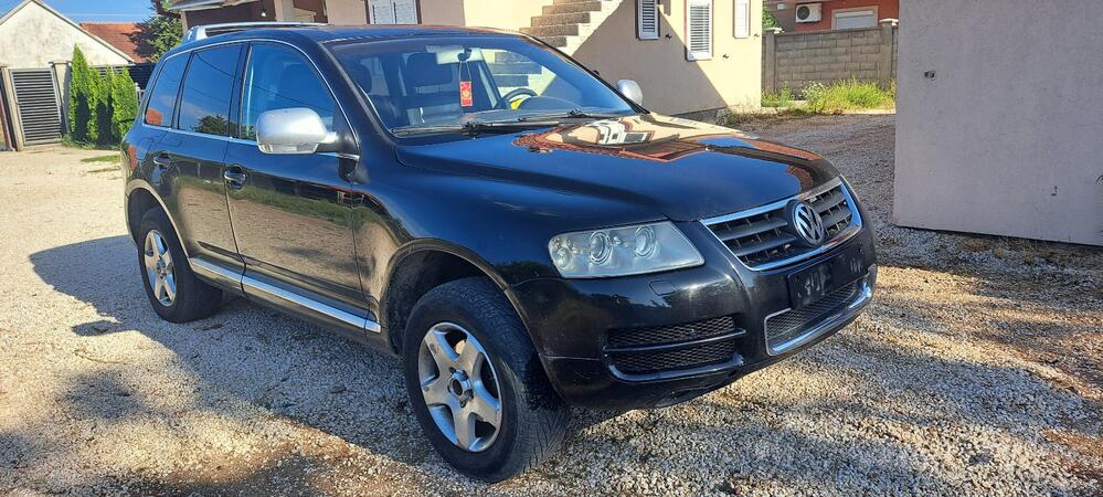 Volkswagen - Touareg - 2.5 TDI