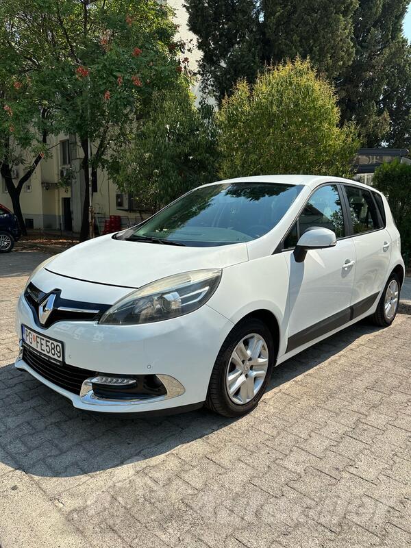 Renault - Scenic - 1.5 DCI