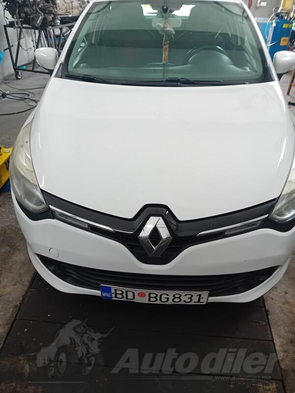 Renault - Clio - 1.5 dci