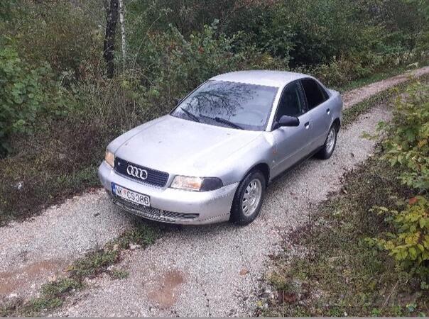 Audi - A4 - I