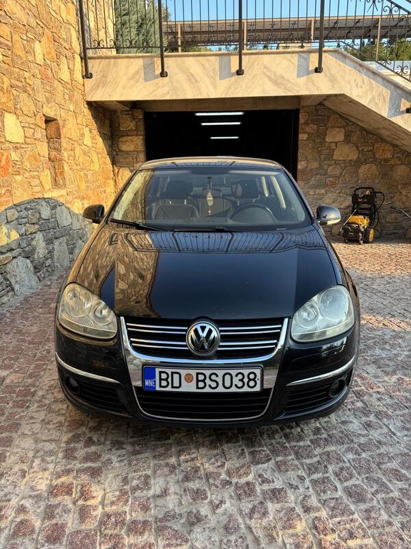 Volkswagen - Jetta - 1.9 TDI