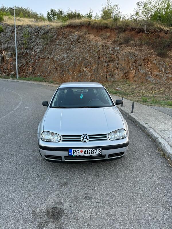 Volkswagen - Golf 4 - 1.6 benz