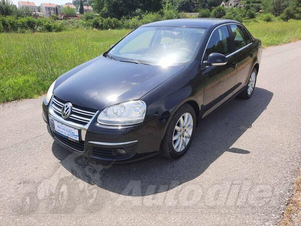 Volkswagen - Jetta - 1.9 tdi