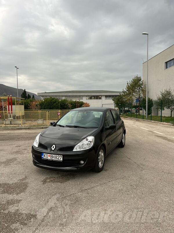 Renault - Clio - 1.5 DCI