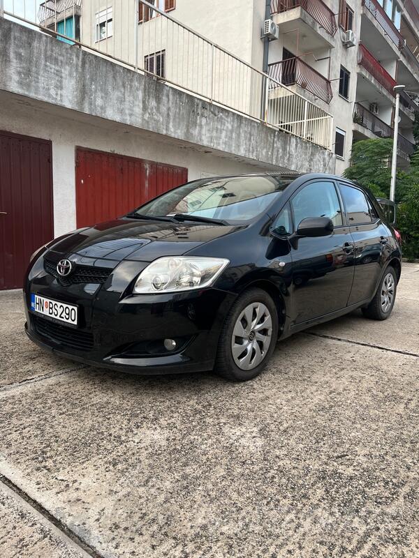 Toyota - Auris - 1.6