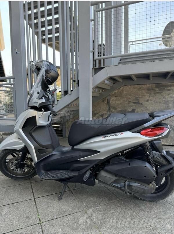 Piaggio - Beverly