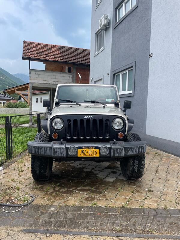 Jeep - Wrangler - 3.8l