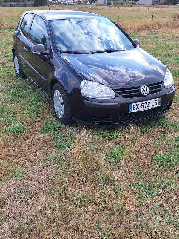 Volkswagen - Golf 5 - 1.9 TDI