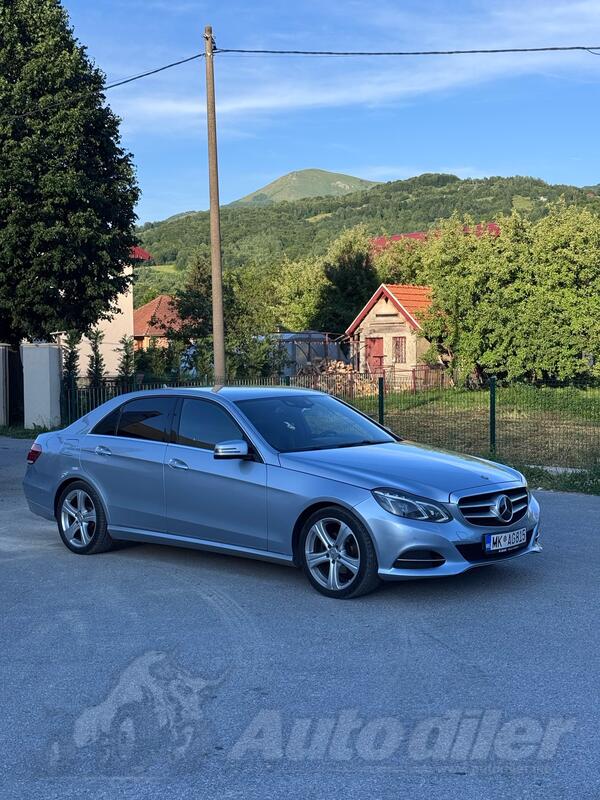 Mercedes Benz - E 220
