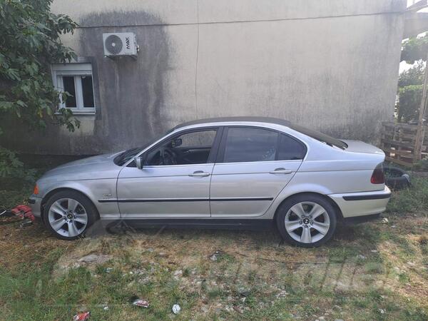 BMW - 330 - 3.0