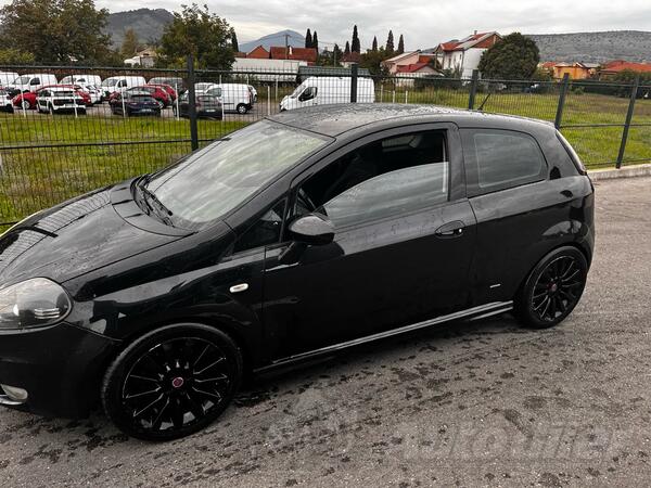 Fiat - Grande Punto - 1.9 96kw