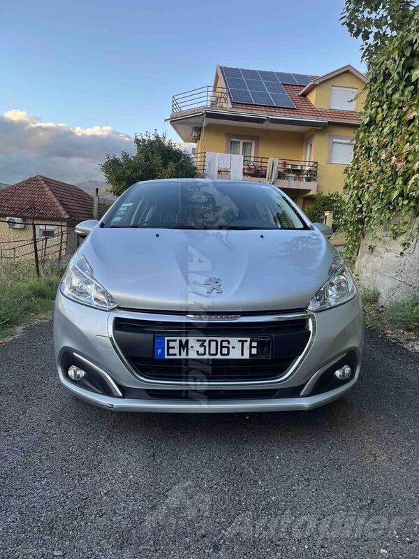 Peugeot - 208 - 1.2 Benzin 60kw