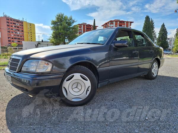 Mercedes Benz - C 220 - 2.2 D ELEGANCE AUTOMATIK