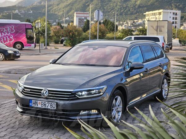 Volkswagen - Passat - 2.0 TDI