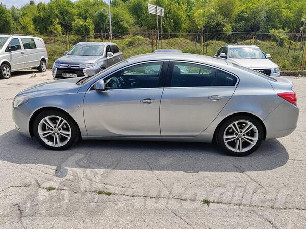 Opel - Insignia - 2.0D