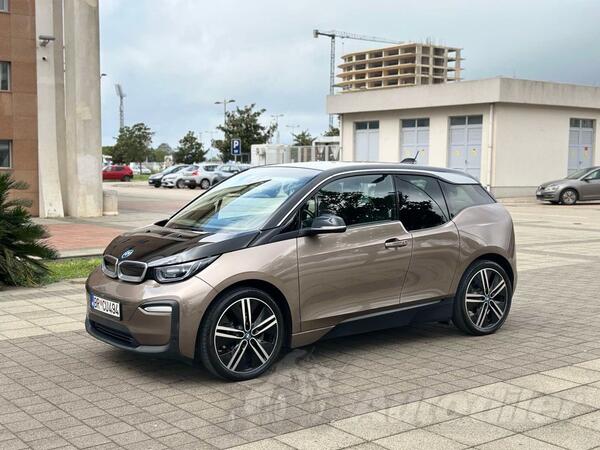 BMW - i3