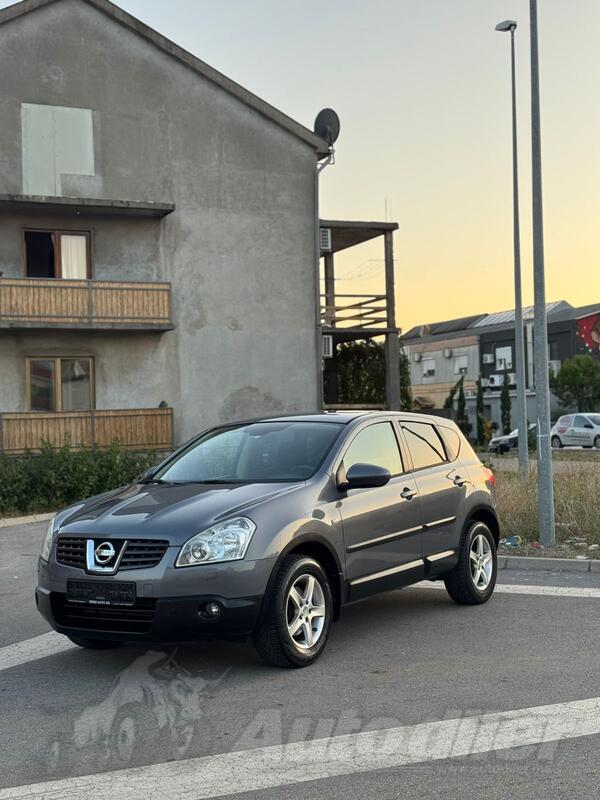 Nissan - Qashqai - 1.5dci iz