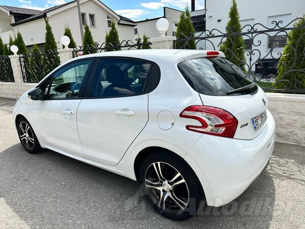 Peugeot - 208 - 1.4 HDI