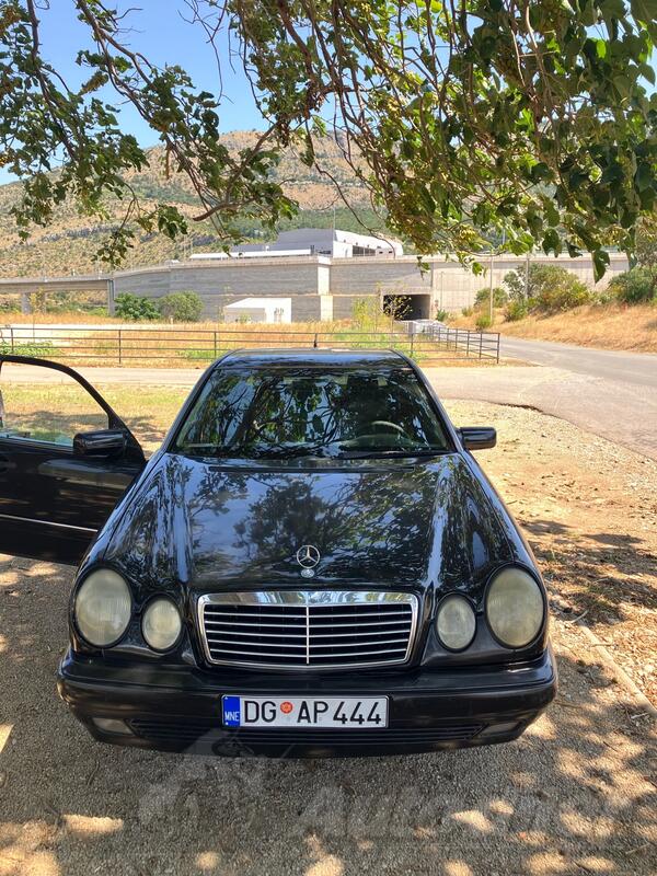 Mercedes Benz - E 200 - 2.2 CDI