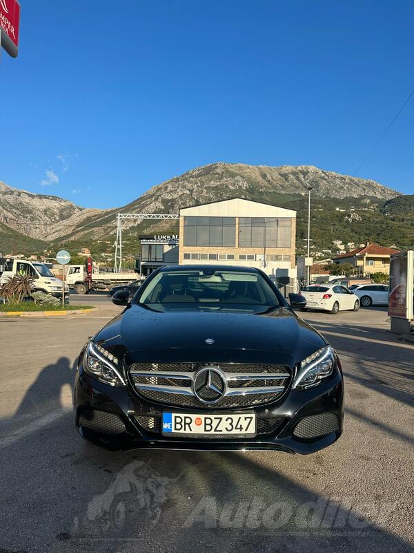 Mercedes Benz - C 220