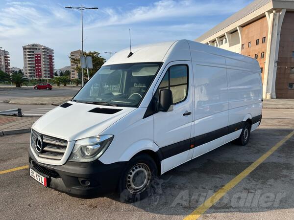 Mercedes Benz - Sprinter