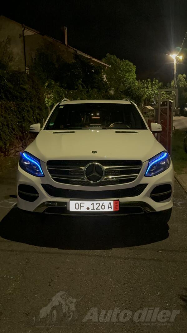 Mercedes Benz - GLE 250 - 4 Matic