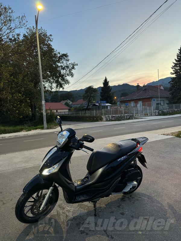 Piaggio - MedleyS ABS