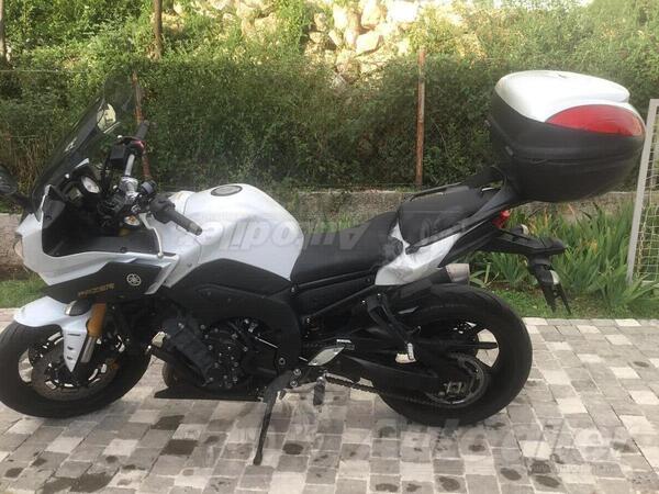 Yamaha - FZ8 Fazer