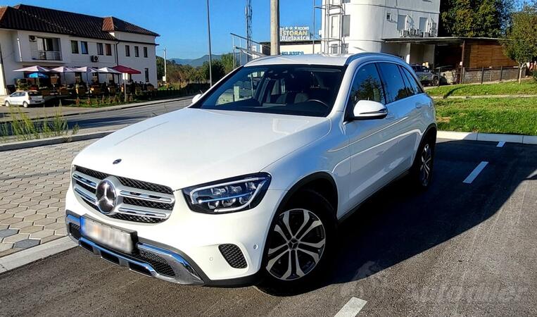 Mercedes Benz - GLC 220