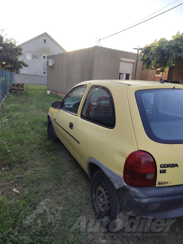 Opel - Corsa - 1.2