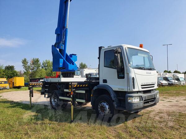 Iveco - EUROCARGO ML 180 E 24 / Dizalica + Korpa  / 32m