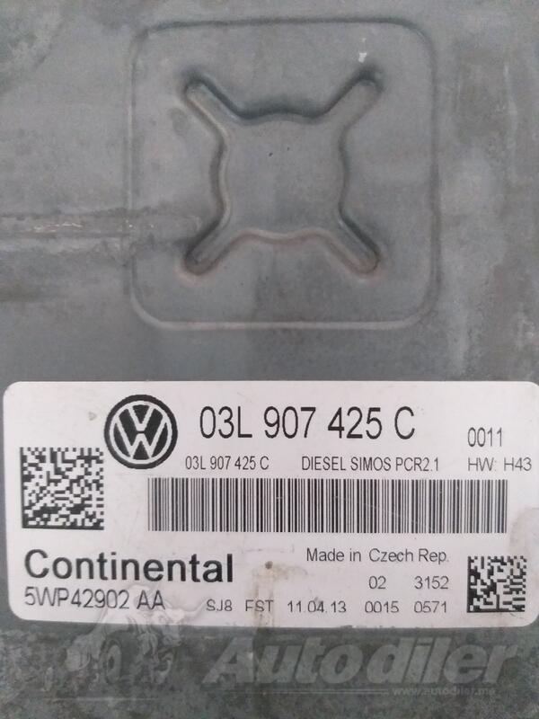 Kompjuteri (ECU) za Volkswagen - Passat    - 2011