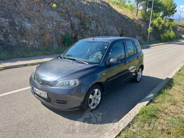 Mazda - 2 - 1.4 CD