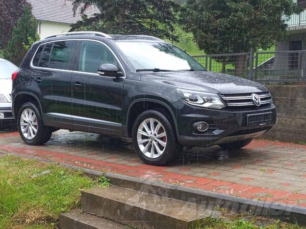 Volkswagen - Tiguan - 2.0 tdi 4 motion