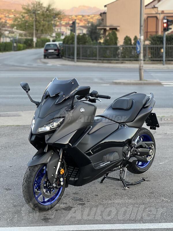 Yamaha - T Max 560