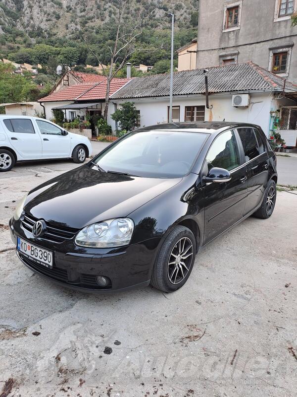 Volkswagen - Golf 5 - 1.9 tdi