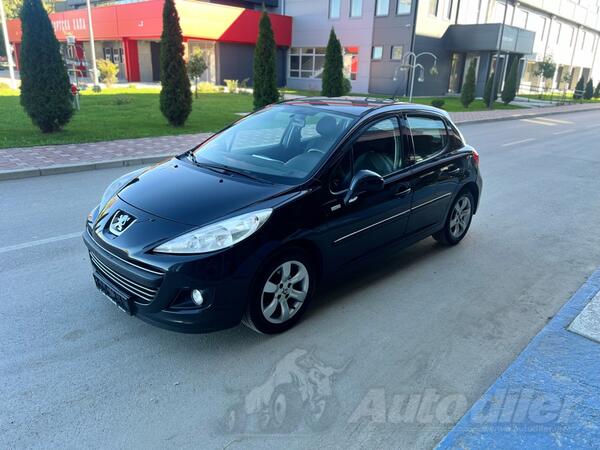 Peugeot - 207 - 1,6 e-hdi