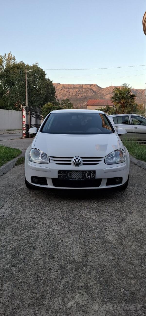 Volkswagen - Golf 5 - 1.9 TDI