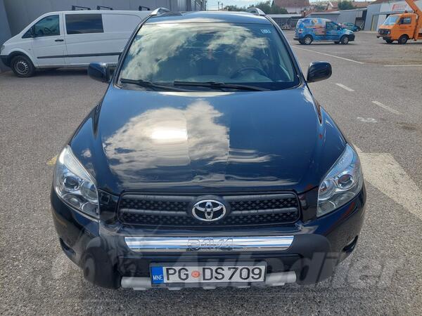 Toyota - RAV 4 - 2.2 D4D