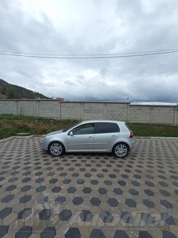 Volkswagen - Golf 5 - 2.0 Tdi