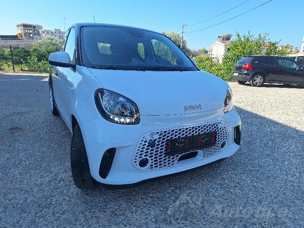 Smart - forFour