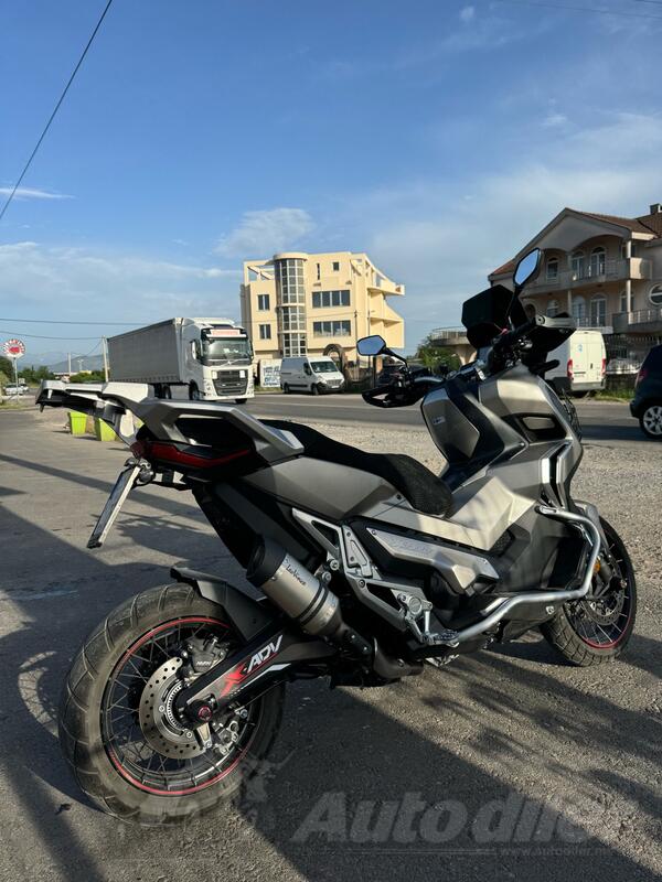 Honda - X-ADV 750