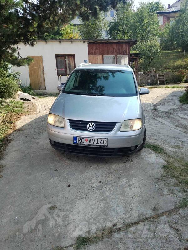 Volkswagen - Touran - 2.0 TDI