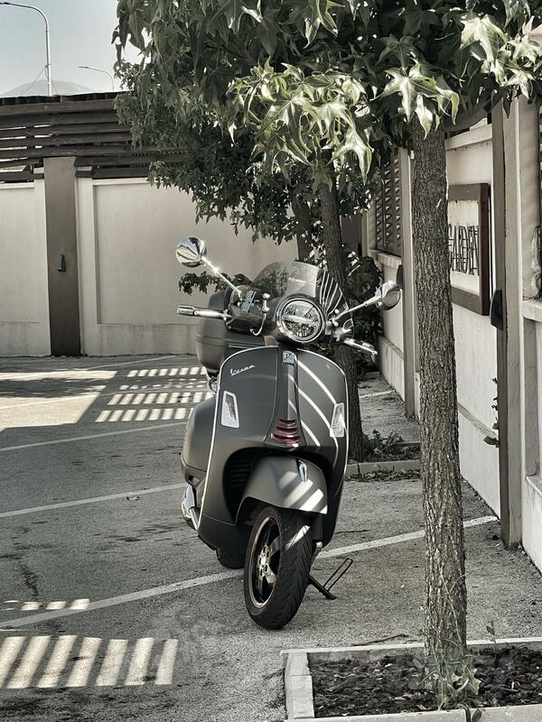 Vespa - GTS 300 Super Sport